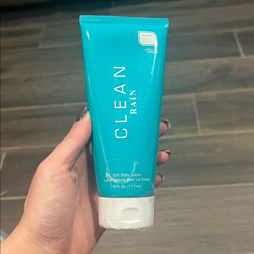 Clean Rain Soft Body Lotion NEW